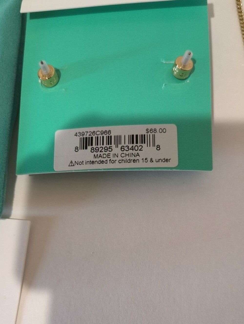 Kurt Geiger Gold Eagle HeadNecklace and Stud Earrings with Pink and Teal Pouches - Picture 3 of 6